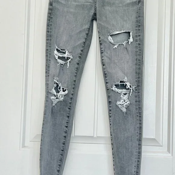 American Eagle Super High-Rise Jegging Distressed Gray Skinny Jean Size 2 - Picture 4 of 11